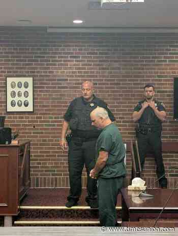 Man accused of Connecticut killing won't fight extradition