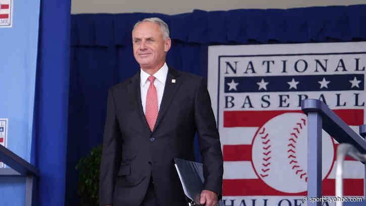 MLB proposes limiting free agent signings to a few weeks in December and then from February on