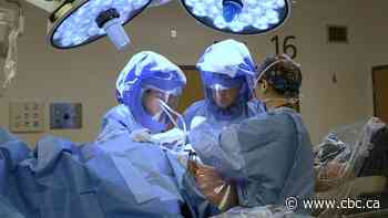 Nova Scotians wait over 500 ‘painful’ days for surgery consultations