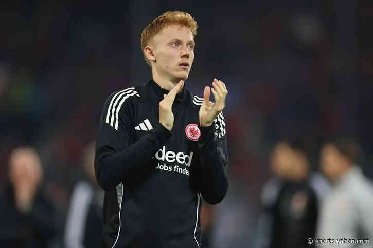 Eintracht Frankfurt’s Hugo Larsson negotiating €25m Premier League switch