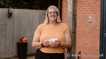 ‘I was having a coffee with my neighbour when I noticed signs I was having a heart attack’