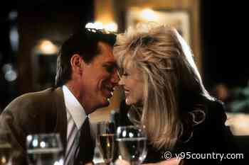 Dolly Parton Recalls Hollywood's Best Kisser