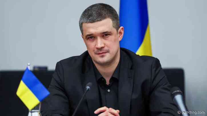 Ousted Ukraine defence chief becomes adviser to Italian minister