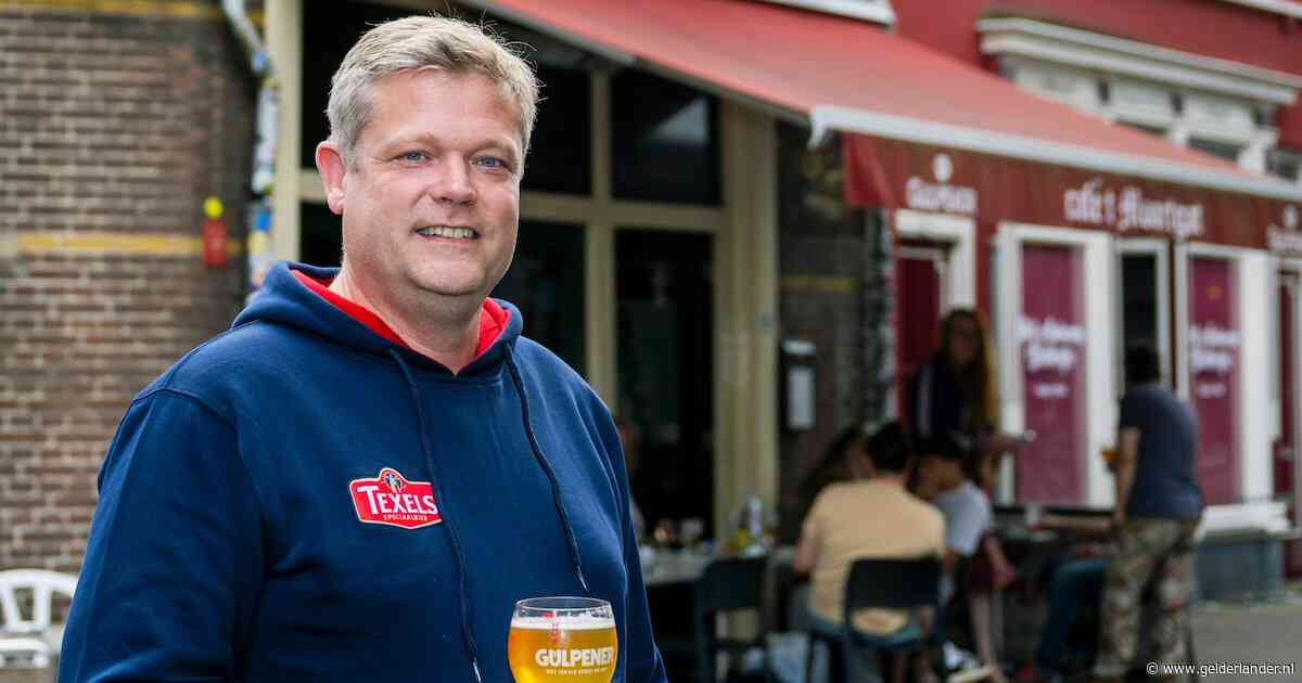Kroegen verdwijnen en verhalen gaan verloren, maar niet als het aan Niels (47) ligt
