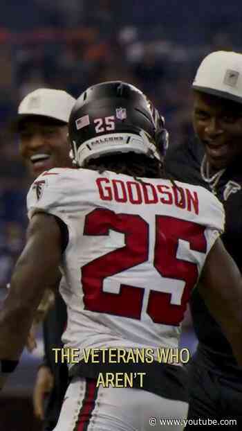 The bench was like for Tyler Goodson’s TD #football