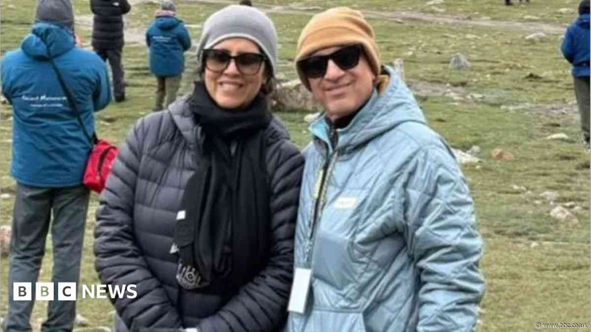 'Our parents were crossing the border an hour before the flood hit'