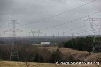 Texas regulators approve two massive West Texas transmission lines amid outcry from landowners
