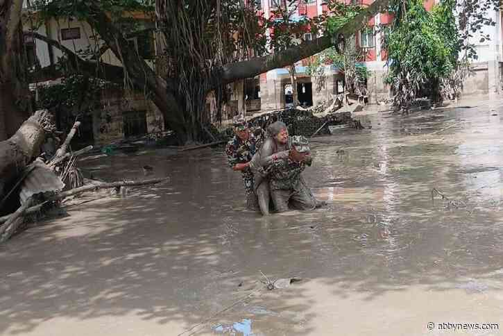 32 Canadians, permanent residents unaccounted for in Nepal floods