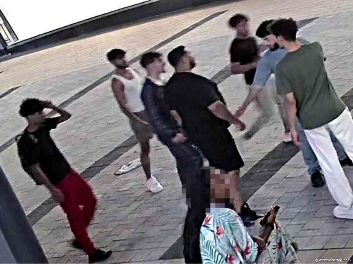 Police trying to identify large group of men involved in downtown Ottawa stabbing