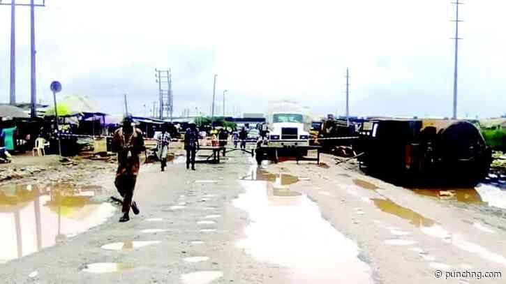 NDDC begins reconstruction of 15.4km failed section on Benin-Sapele Expressway