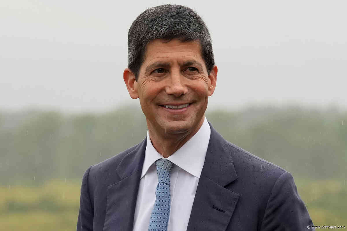 Kevin Warsh walks a fine line on inflation in key speech