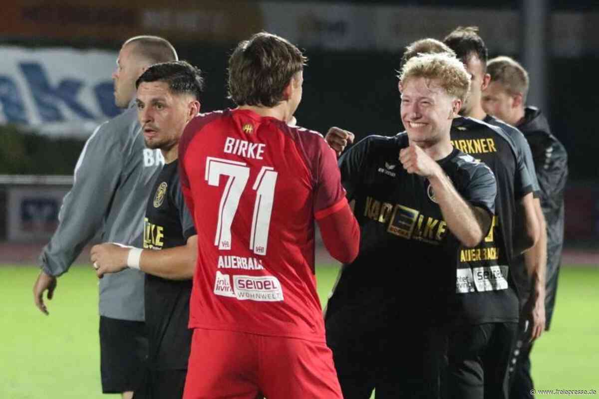 VfB Auerbach jubelt bei Budissa Bautzen: Starke zweite Halbzeit klärt die Fronten