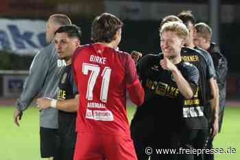 VfB Auerbach jubelt bei Budissa Bautzen: Starke zweite Halbzeit klärt die Fronten
