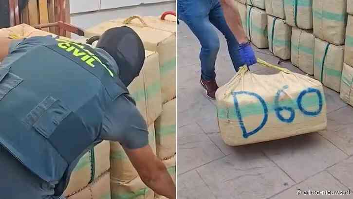 Enorme partij hasj van ruim 10.000 kilo en AK-47 machinegeweren gepakt bij grens Spanje en Portugal