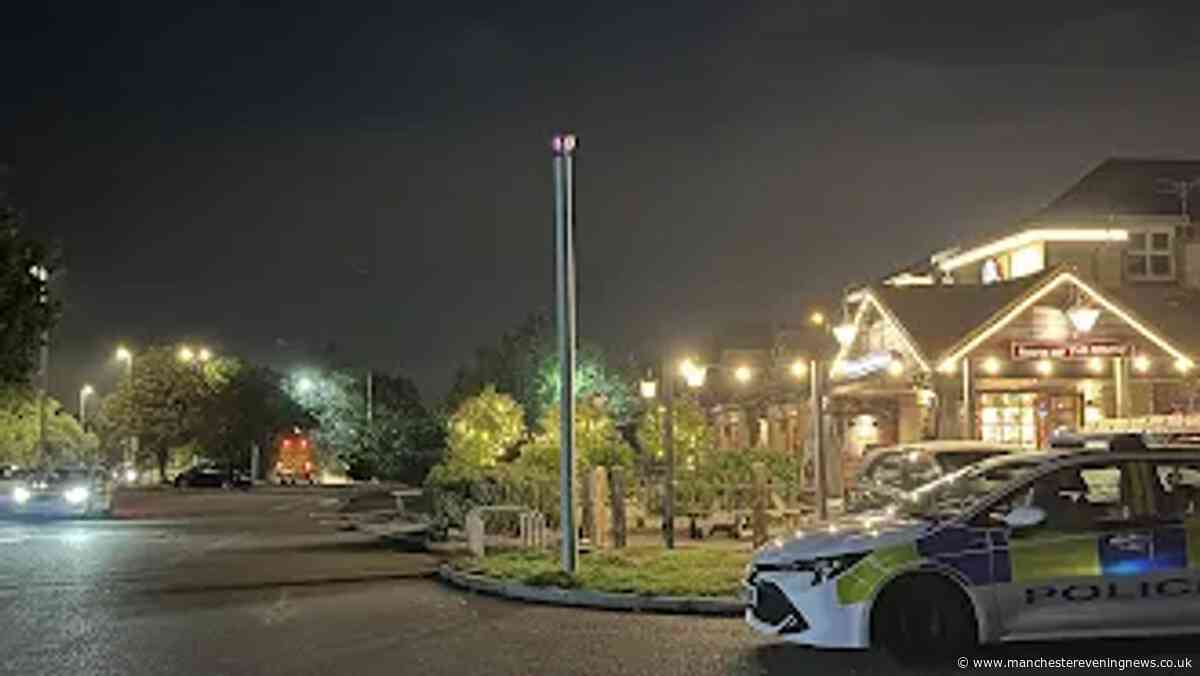 Police descend on Toby Carvery in Chadderton Park as 'man tasered in car park'
