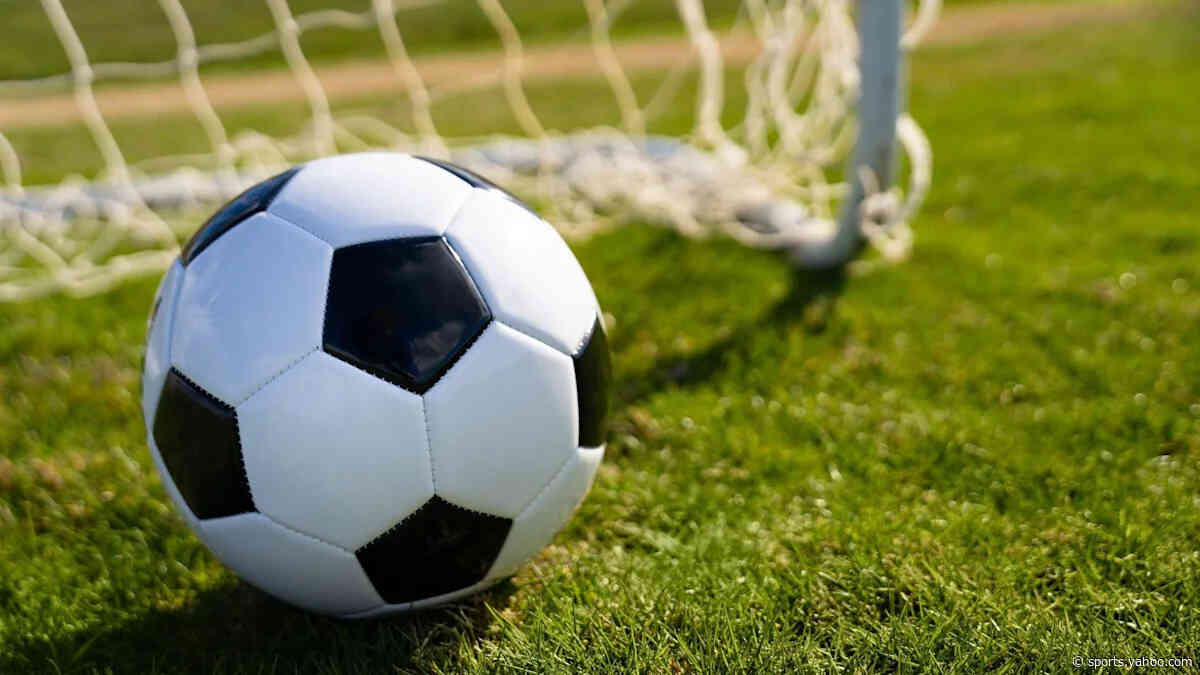 Tamworth 3-2 Worthing