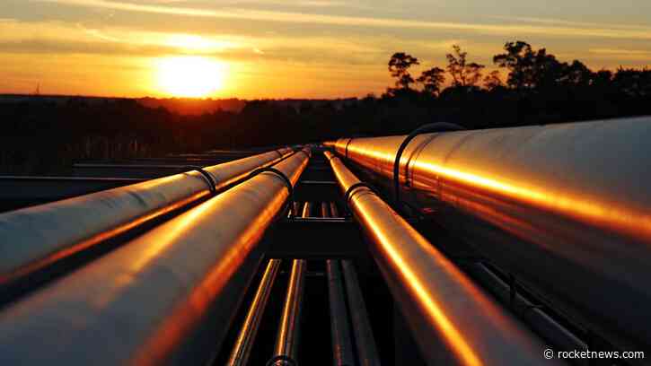 Enbridge Brings KKR and Apollo Into C$2.7 Billion Westcoast Pipeline Deal