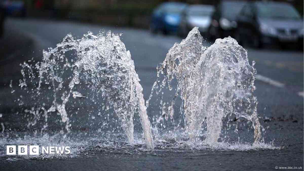Drought causing burst pipes, warns Severn Trent