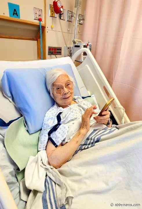 99-year-old B.C. woman gets brand-new hip