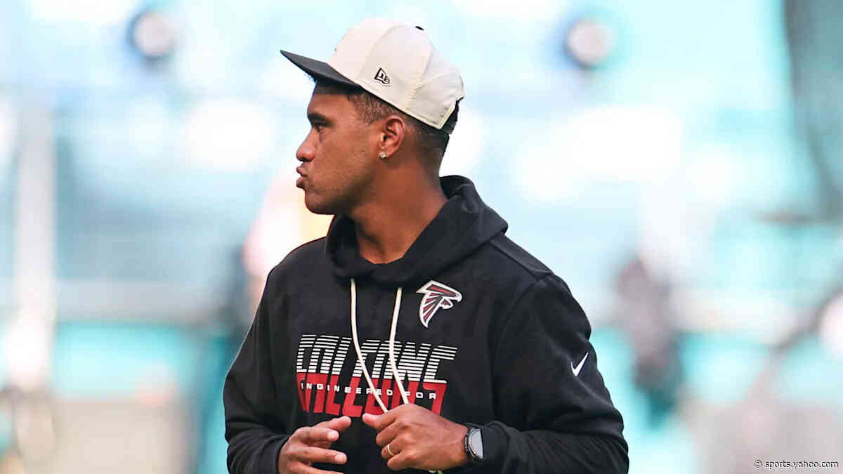 Dolphins fans boo Tua Tagovailoa