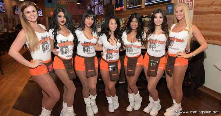 Hooters: Sexy Chicken Restaurant Is Becoming a Movie From Woody Woodpecker Director