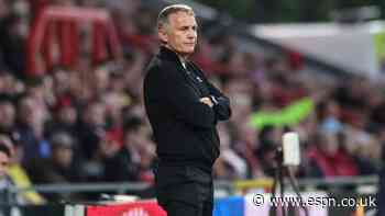 Wrexham boss slams 'unacceptable' goals in loss