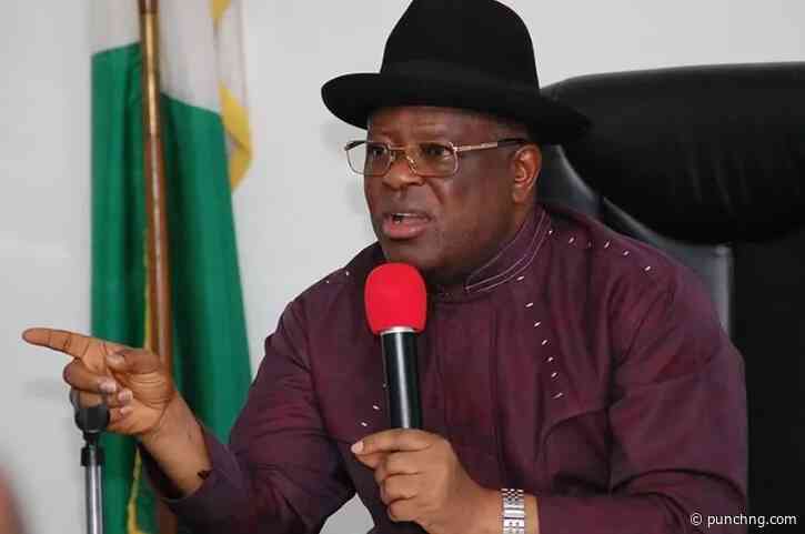Umahi orders contractor’s arrest over N14bn road project