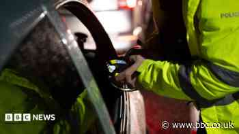 New breathalyser takes evidence sample on roadside