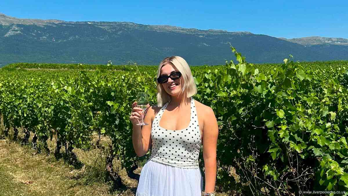I boarded £54 flight to underrated holiday spot - crew give you loads of freebies