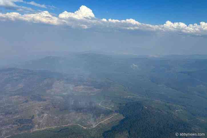 UPDATE: Some evacuation orders rescinded near Bald Range wildfire