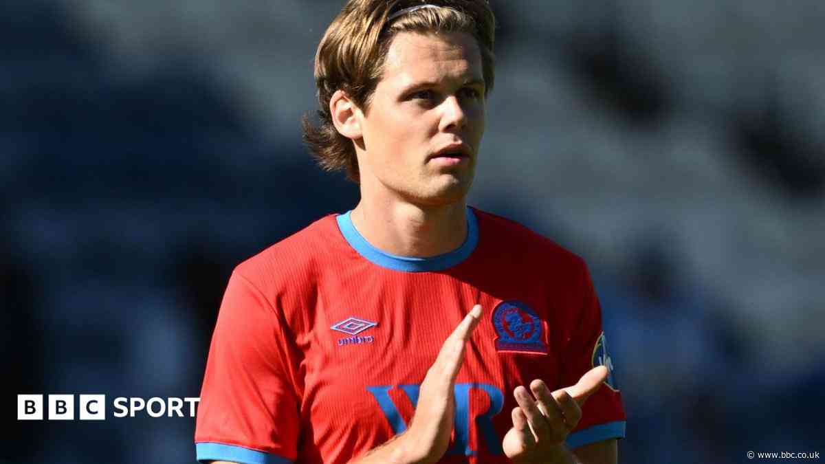 Blackburn midfielder Henriksson joins Randers