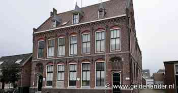 Dit oude postkantoor is in beeld voor statushouders, maar eerst is een flinke restauratie nodig (en dat kost geld)