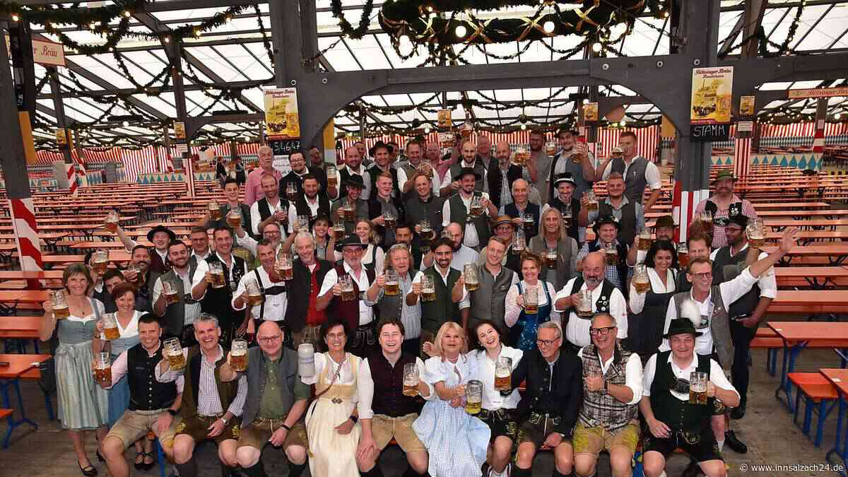 Licht, Blasmusik, Action: So liefen die Bierproben für das Rosenheimer Herbstfest