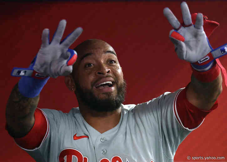 Angels get game-saving HR robbery vs. Phillies, then give up go-ahead grand slam