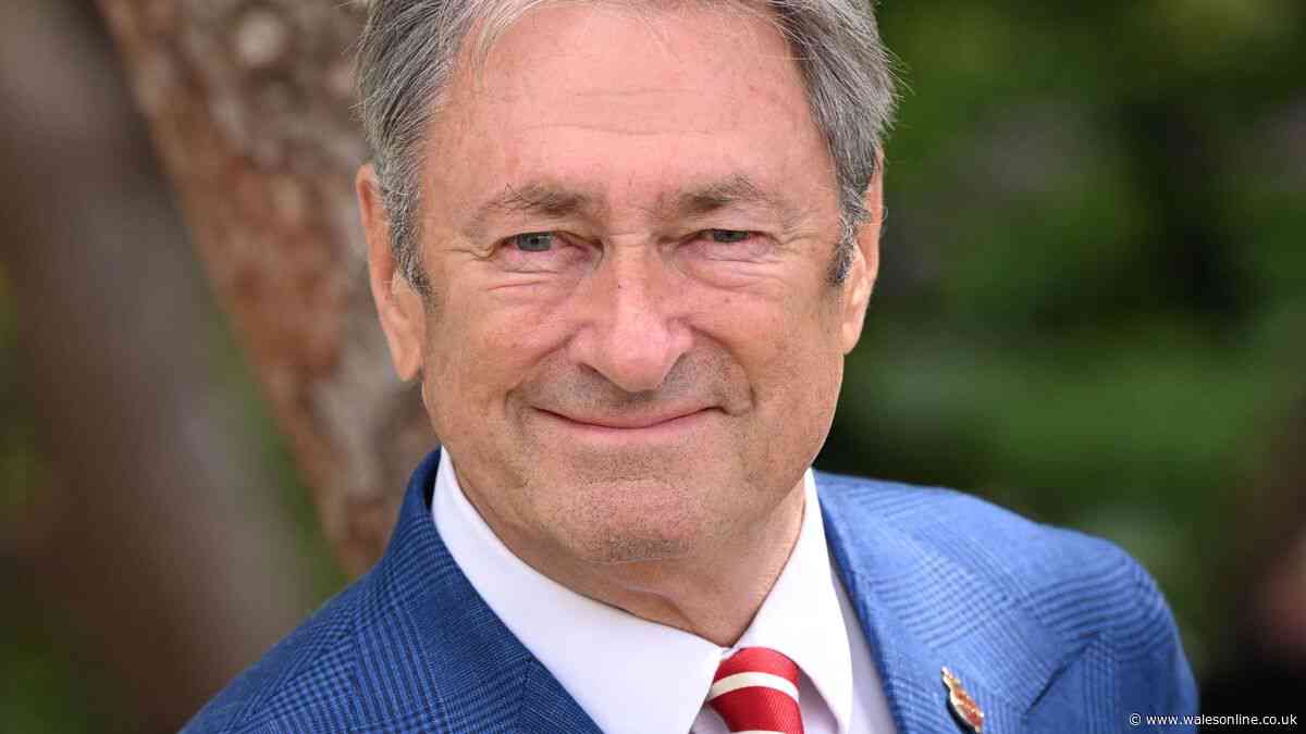 Alan Titchmarsh warns gardeners to stop watering one area this month