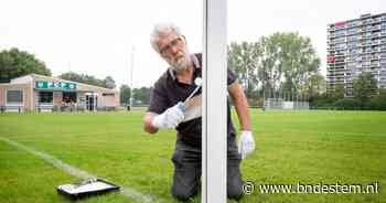 Eerst schilderen en sjouwen, dan pas voetballen: PCP pakt de draad op na fikse brand en uitgedroogde velden