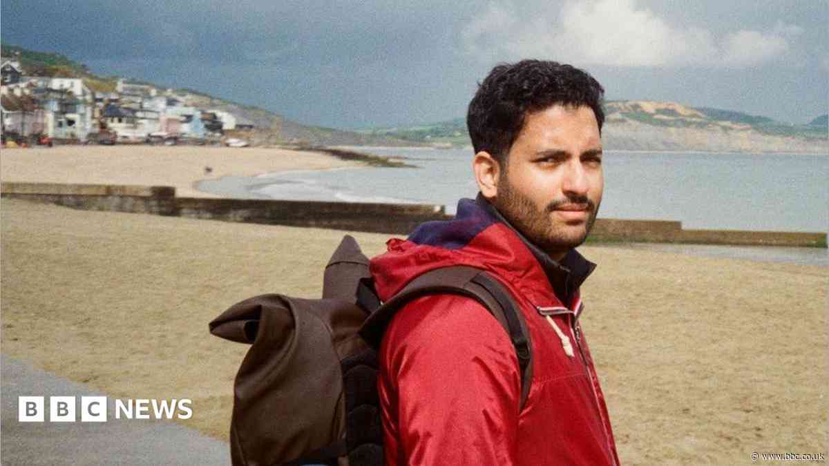 Photographer hoping to 'ignite social connections'