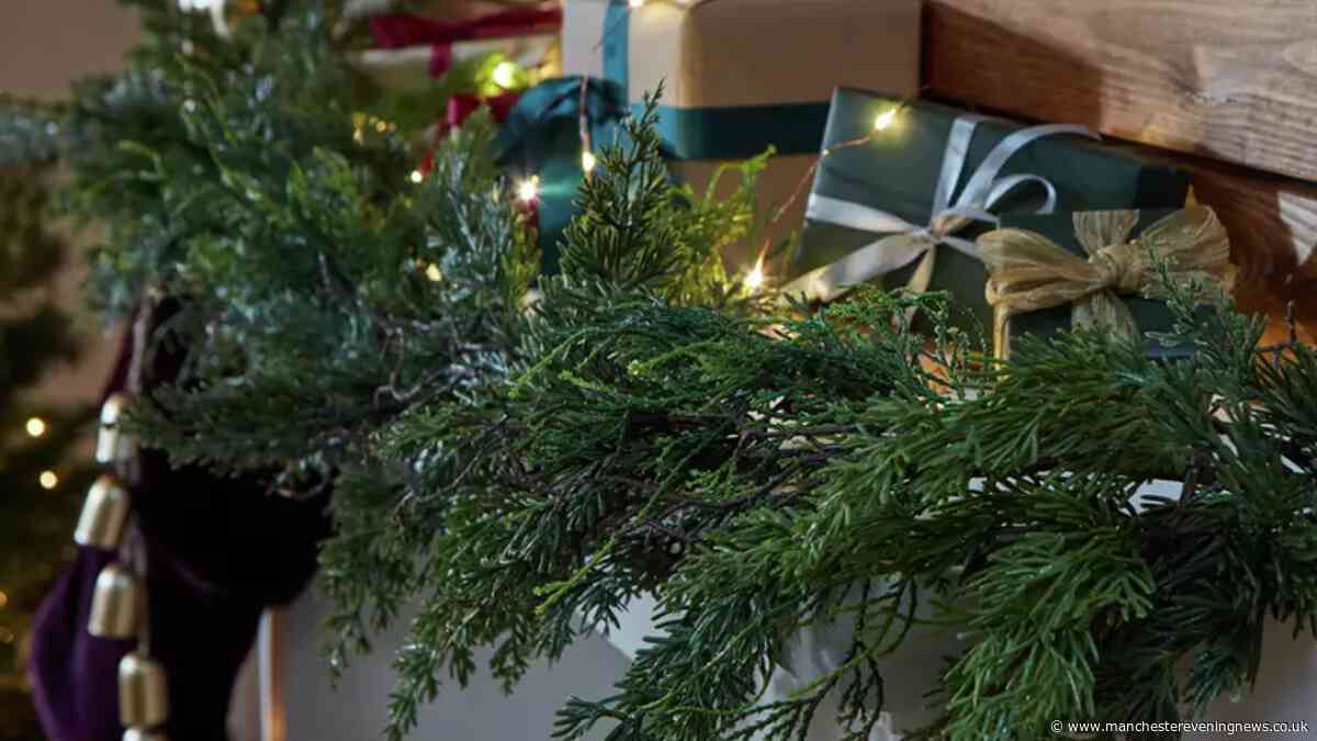 'Realistic' Argos pre-lit Christmas garland drops to £1 from £18 in clever deal stack