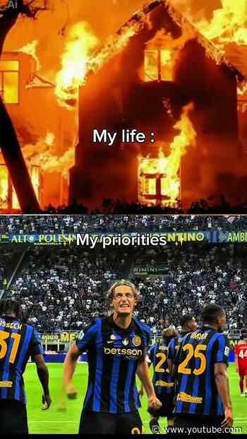 Priorities are priorities 🖤💙