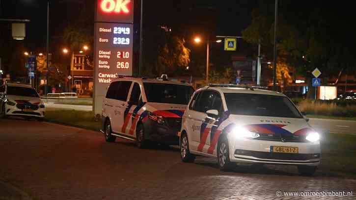 Medewerker benzinepomp in Breda bedreigd met wapen en beroofd van horloge