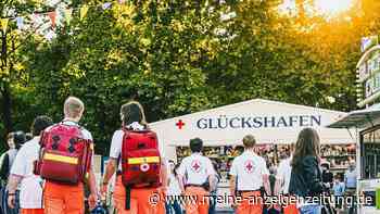 BRK am Volksfest: Zwischen unkalkulierbaren Einsätzen und glücklichem Losverkauf