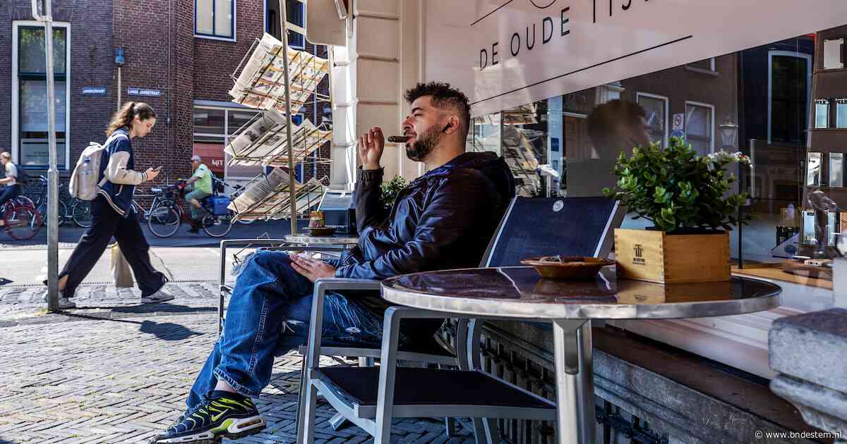 De peuk is terug: waarom roken ineens weer overal opduikt