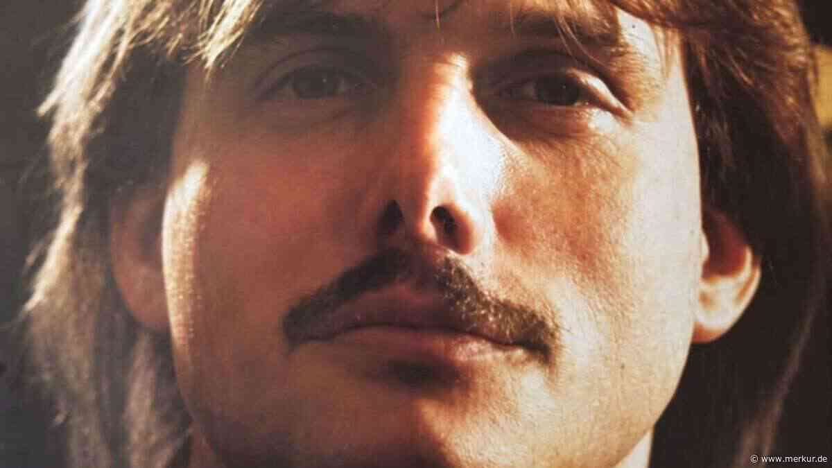 Schlager-Hymne bleibt für viele unvergessen: Trauer um beliebten Sänger – „Richtig feiner Mensch“