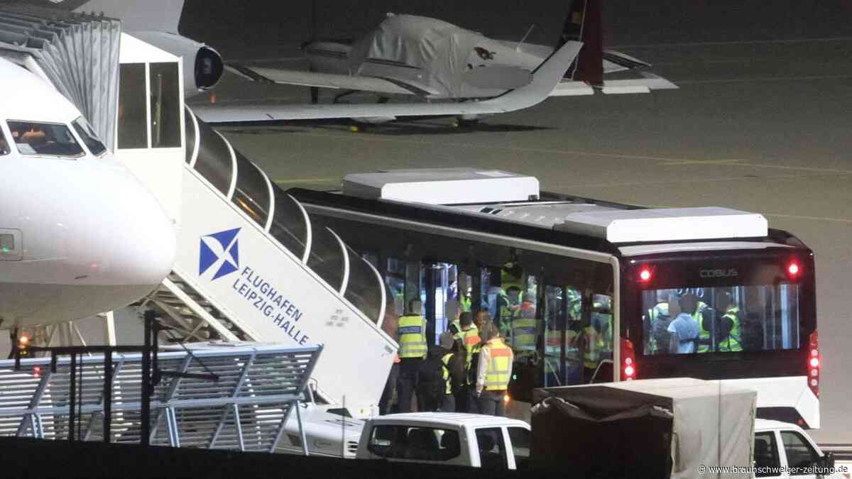 Taliban-Diplomaten in Berlin, um Abschiebungen nach Afghanistan vorzubereiten