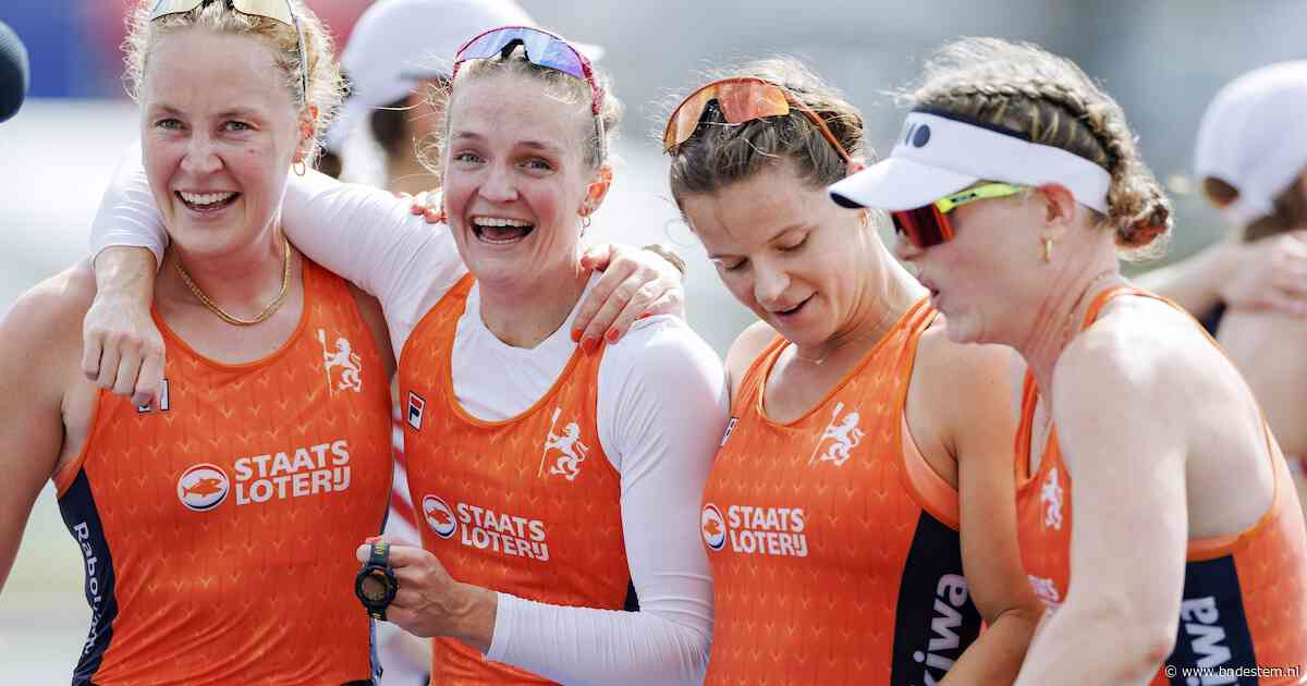 Vrouwen dubbelvier brengen Amsterdam in vervoering met goud op WK roeien: ‘Voor oma!’