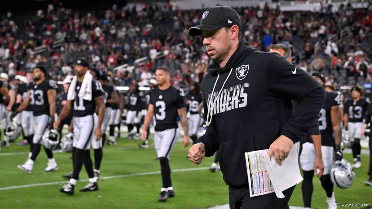 Biggest questions facing the Raiders ahead of roster cutdown: Three QBs?