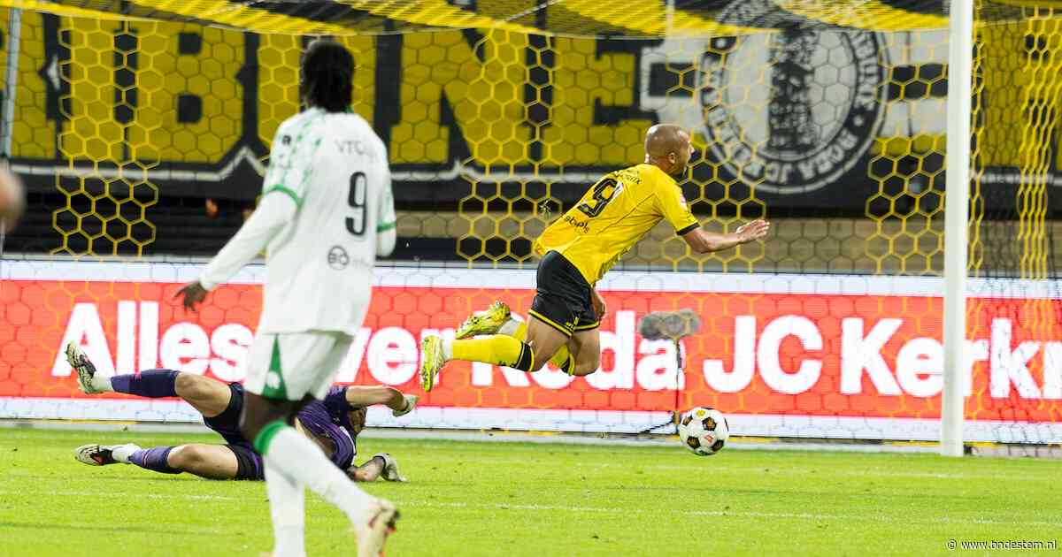 NAC-keeper Michael Verrips zelfkritisch na penaltymoment: ‘Niet goed ingeschat van mij’