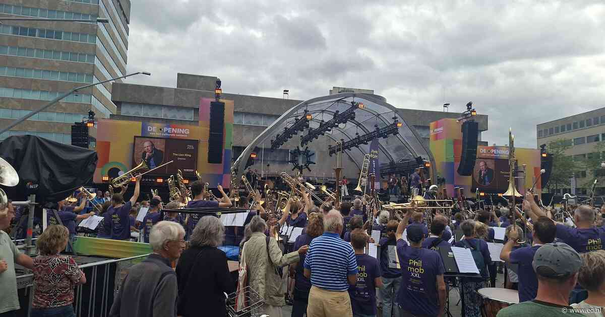 Meespelen in een orkest van 600 man of luisteren naar Spijkers met Koppen: Eindhoven hele weekend middelpunt van De Opening