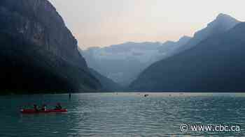 Lake Louise, Moraine need new approach to tourism, says Parks Canada. What that looks like is still unclear