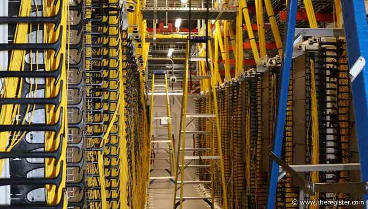 AWS mumbles about its cost-busting networking tech when it should be shouting